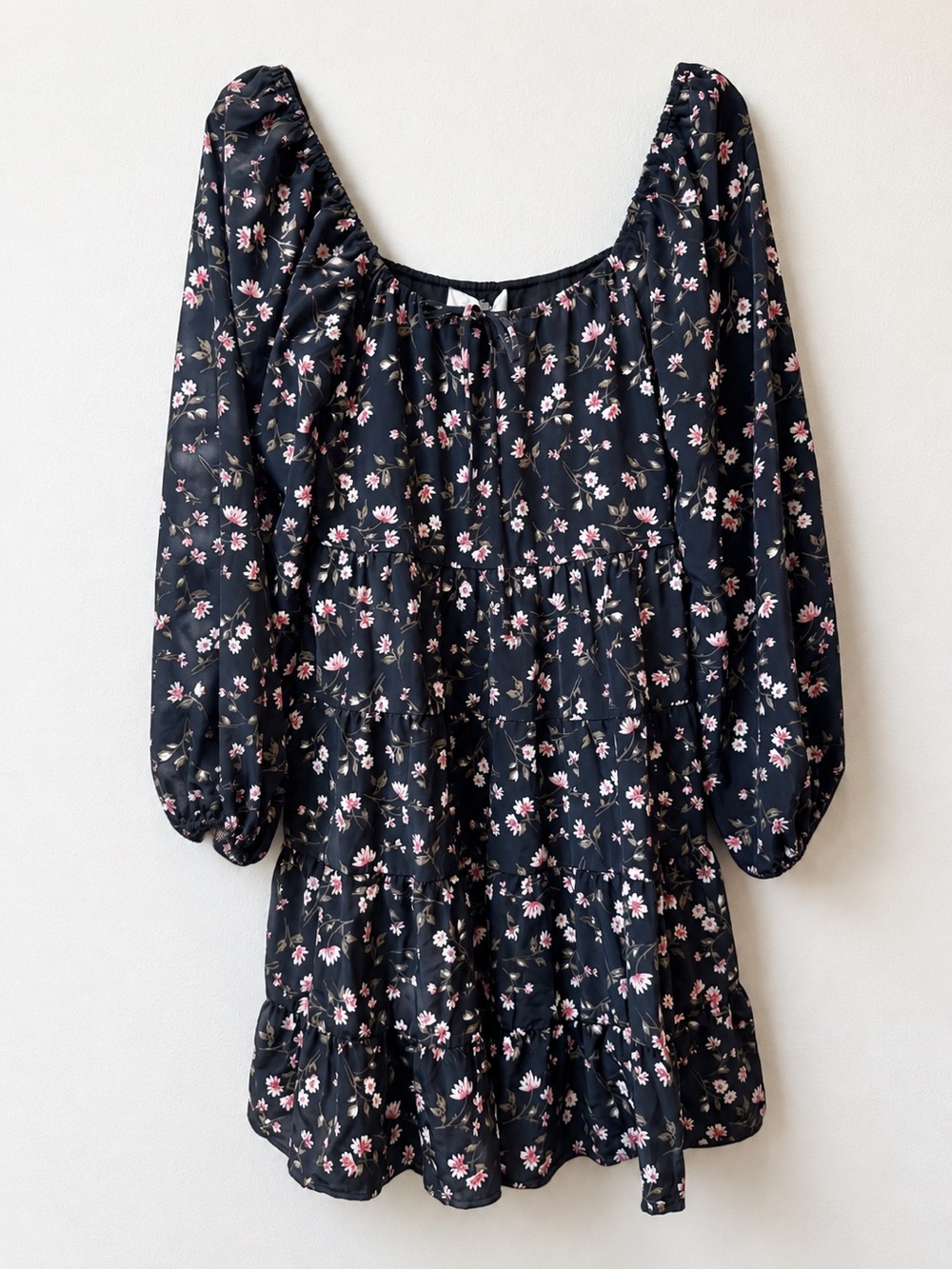 NWT WAYF Black Floral Tiered Mini Dress Puff Sleeve Cottagecore Size M